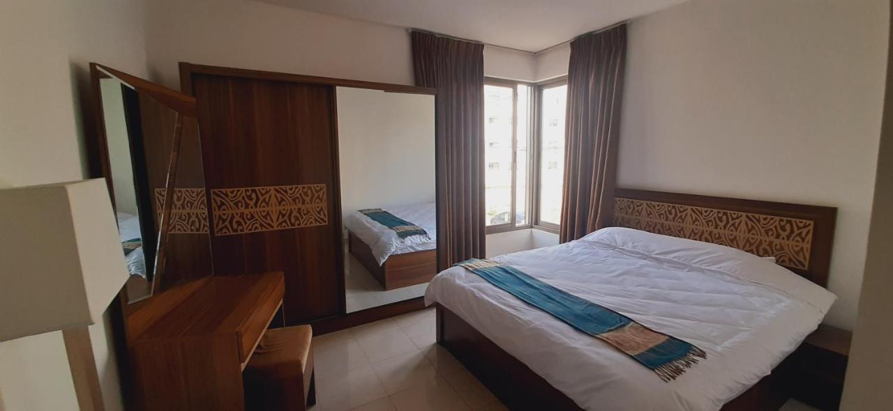 Furnished Apartments Near Mcdonald'S Al-Madina Al-Monawara St アンマン エクステリア 写真