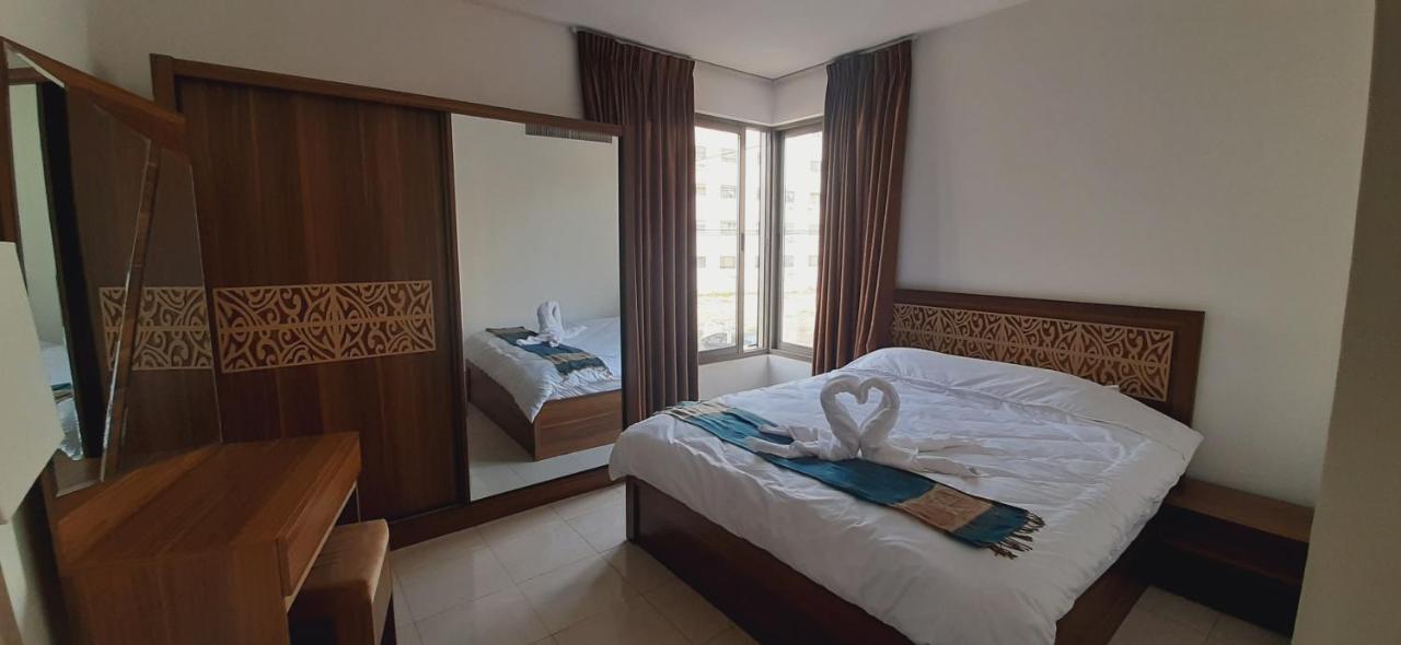 Furnished Apartments Near Mcdonald'S Al-Madina Al-Monawara St アンマン エクステリア 写真
